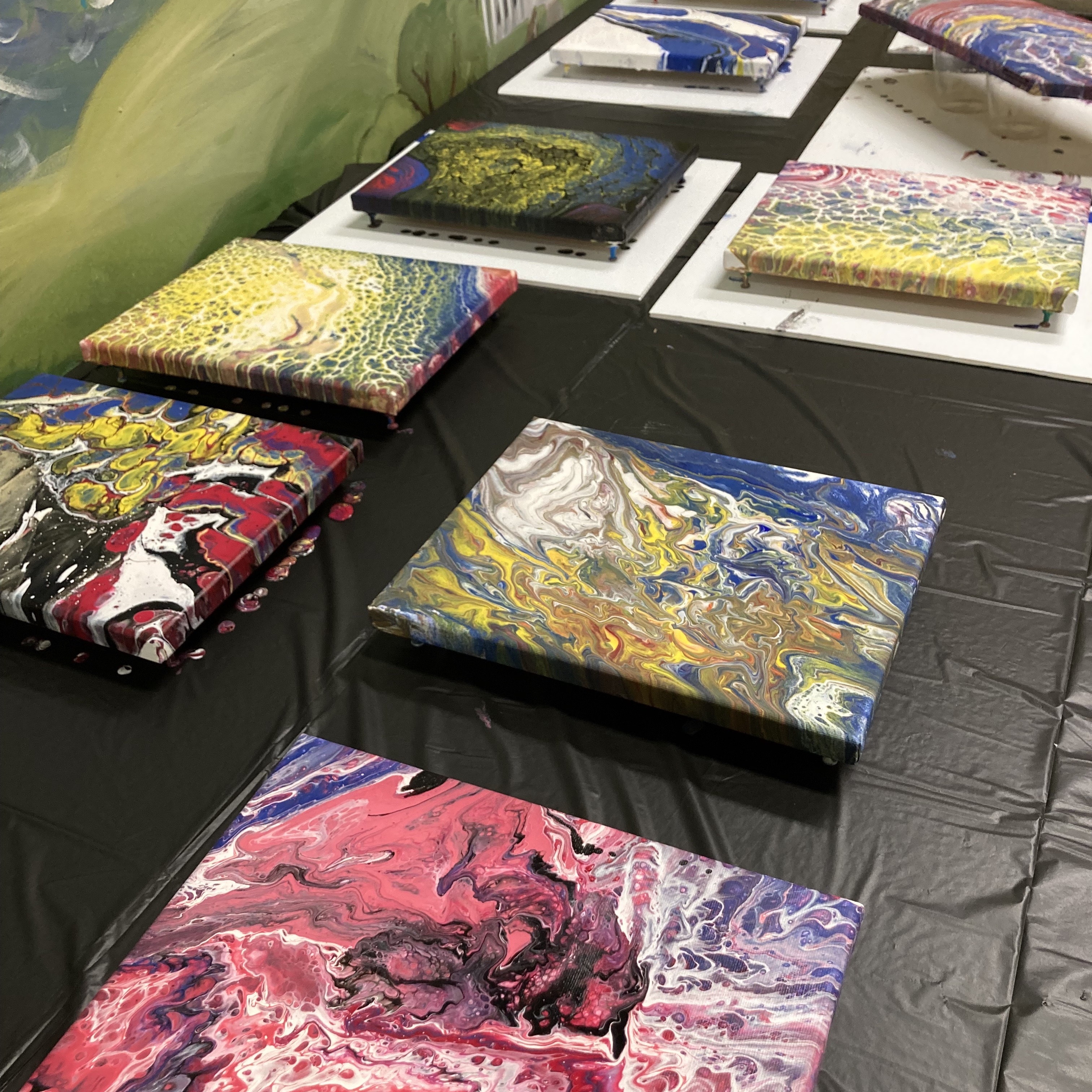 Fluid Art | Acrylic Paint Pouring with Lisa Gjonbalaj